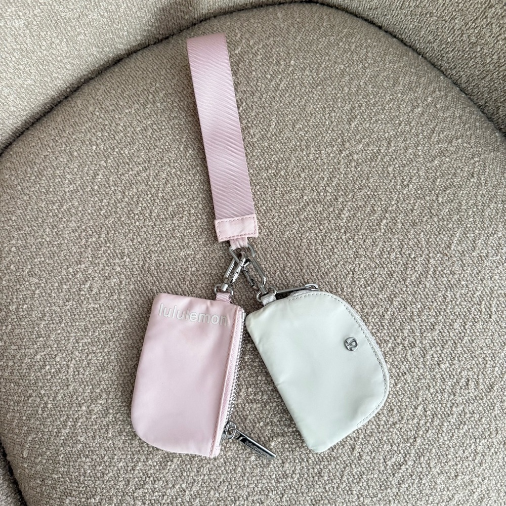Lululemon Pink and White Dual Pouch Wristlet Set
‼️SOLD‼️ DO NOT BUY ‼️